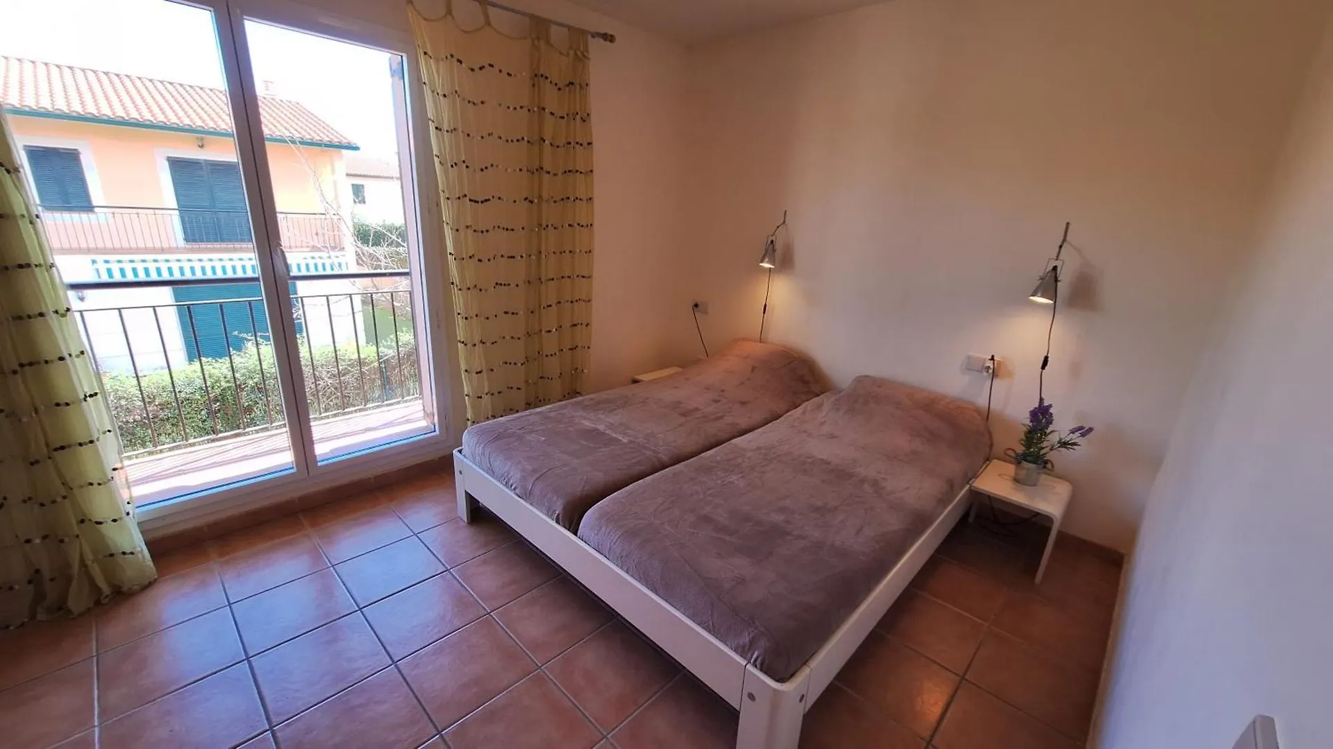Mas Pinell, 3 Bedroom At 50M From The Beach. 埃斯塔蒂特